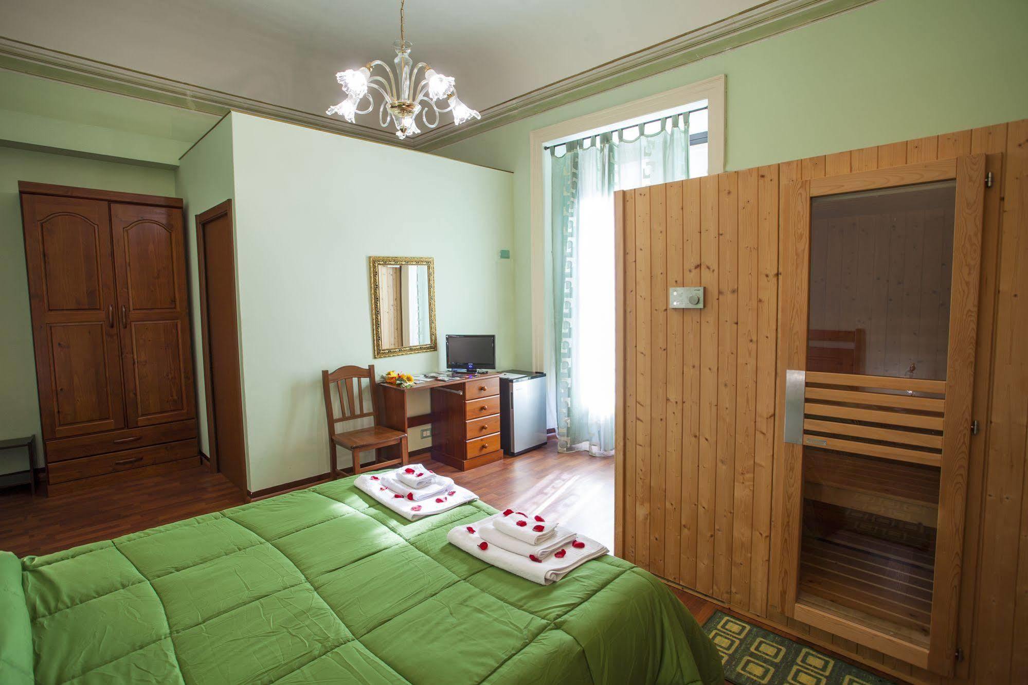 Siciliaetnamare Riposto Exterior foto