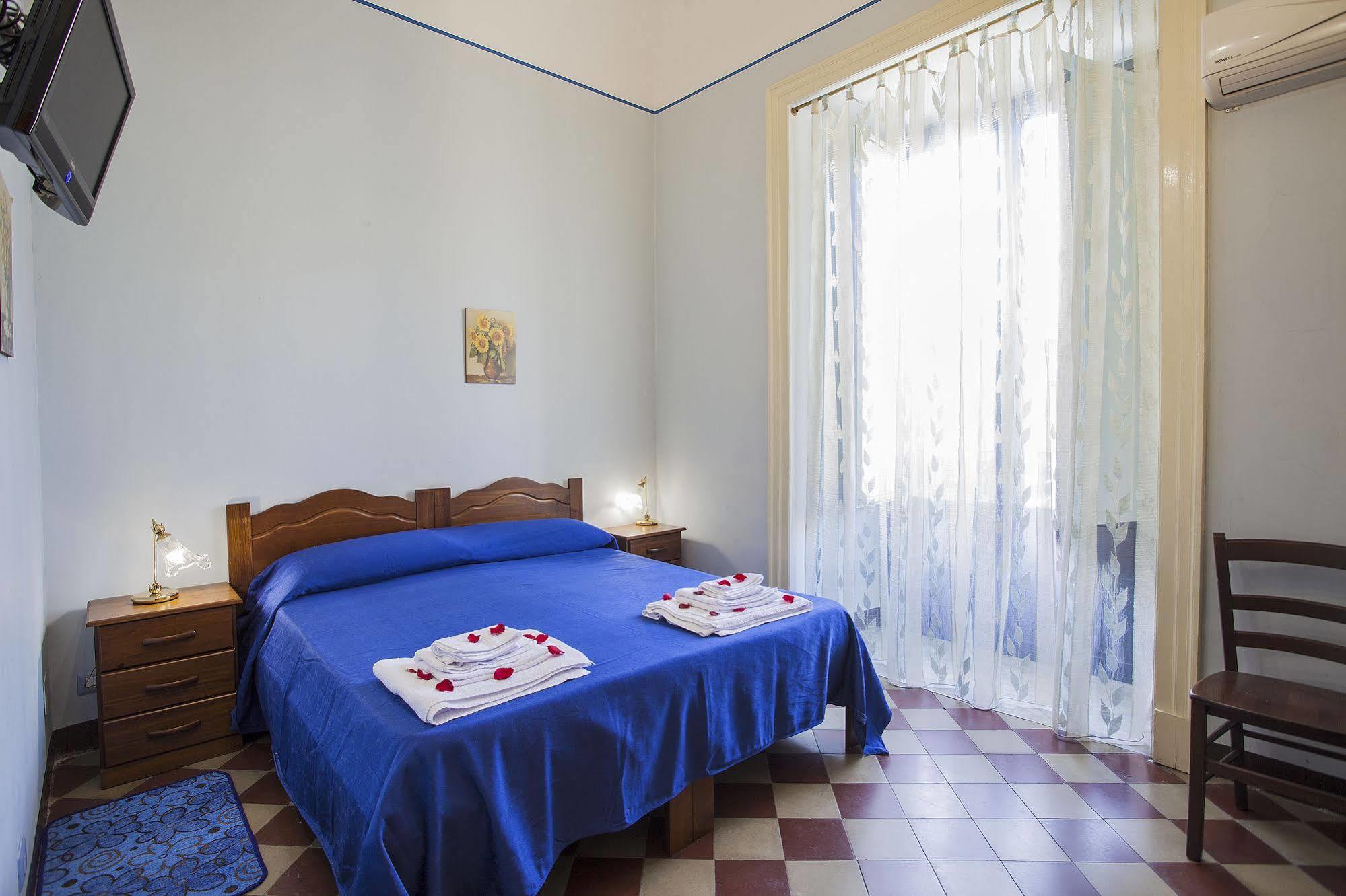 Siciliaetnamare Riposto Exterior foto