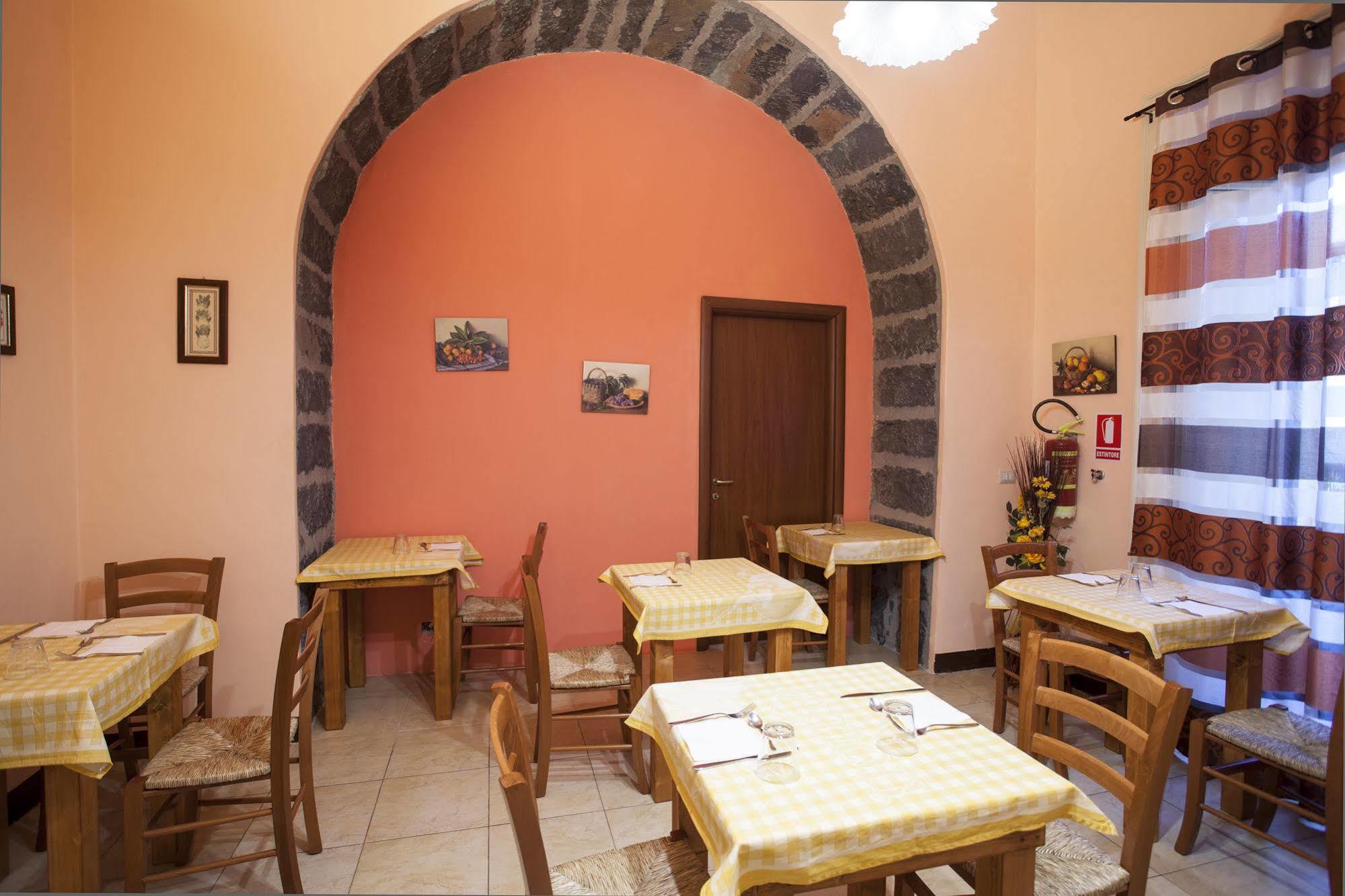 Siciliaetnamare Riposto Exterior foto