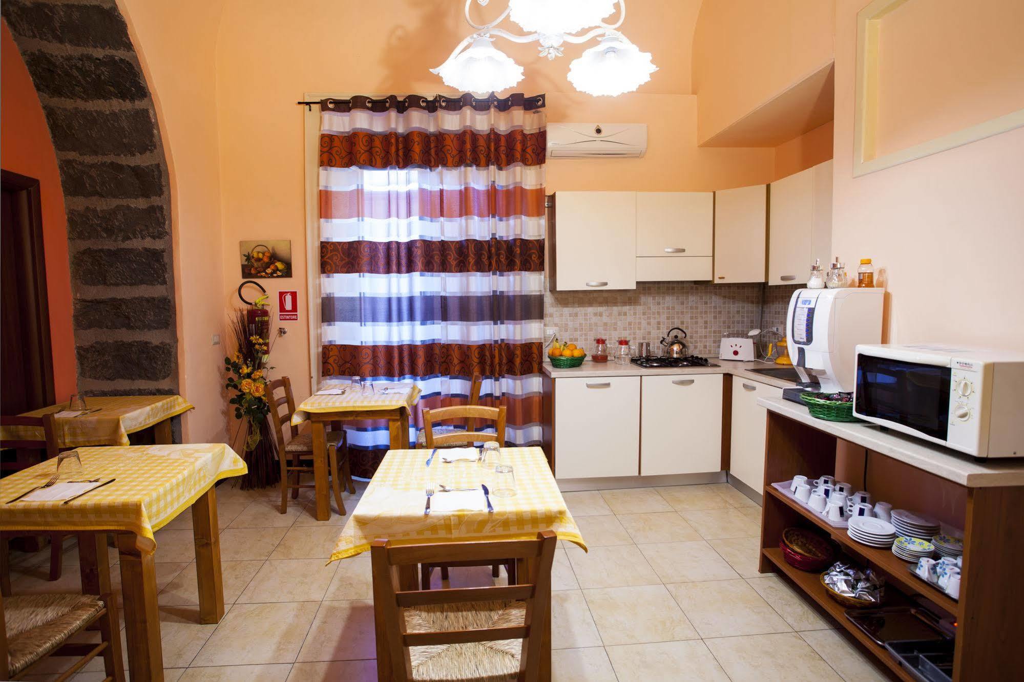 Siciliaetnamare Riposto Exterior foto